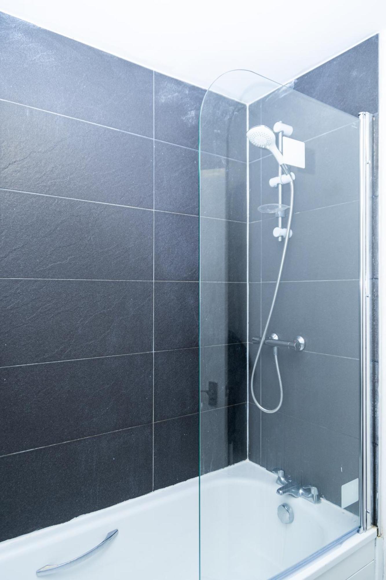 Spacious Ground Floor Apt Near Old Trafford Stadium Manchester Buitenkant foto